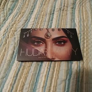 Authentic Huda pallet